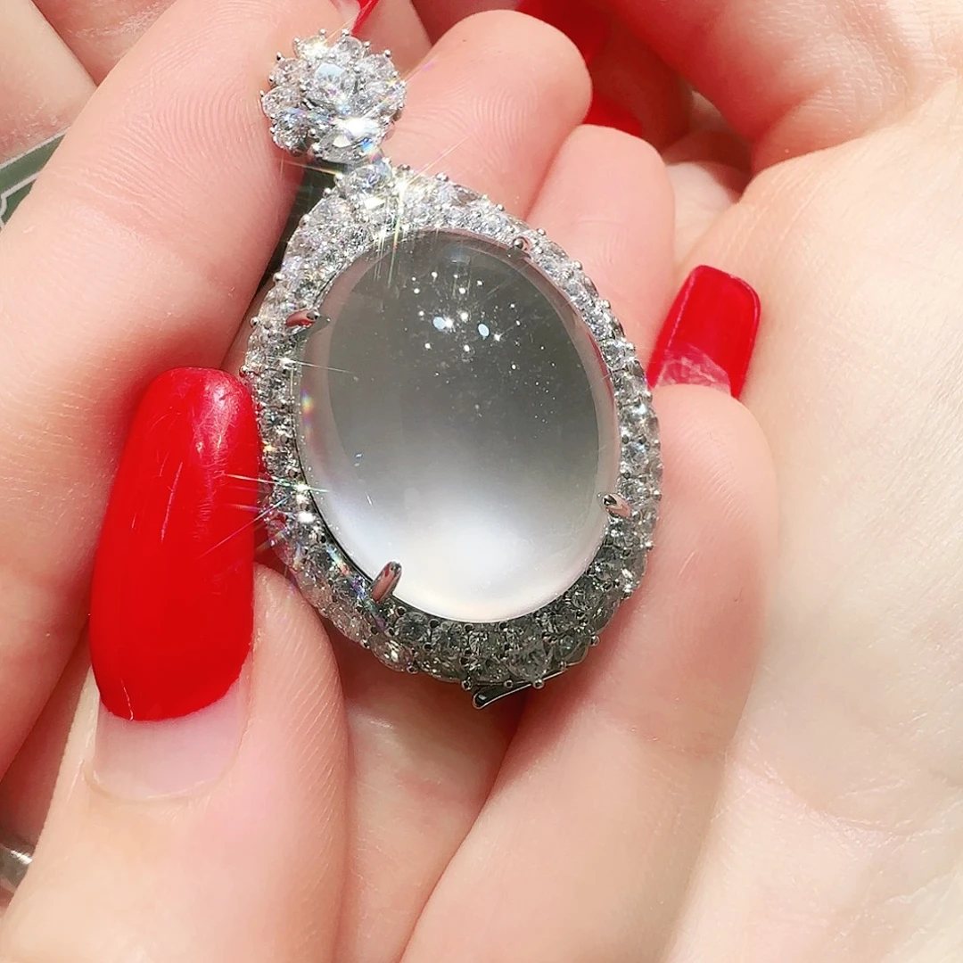 石英质玉未镶嵌吊坠