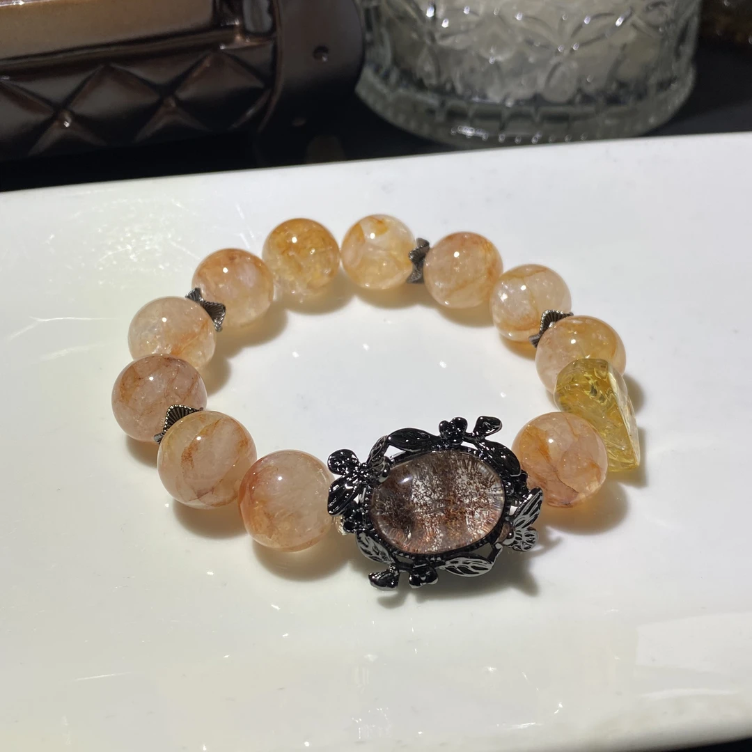 大颗粒天然红胶花水晶手链搭配幽灵设计款-多样性发其一C76