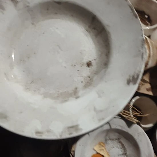 瓷发两个草帽汤盆，口径27……