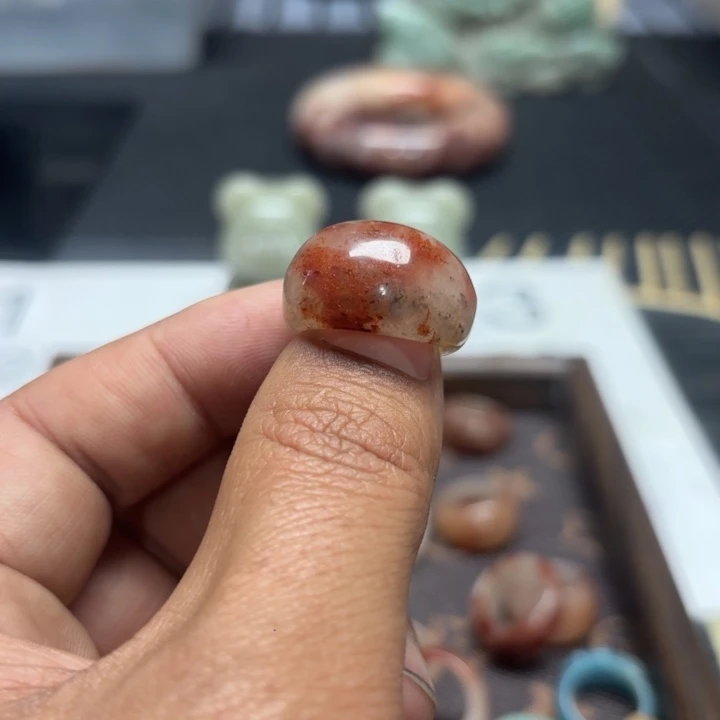 星****石英岩玉合金颈饰