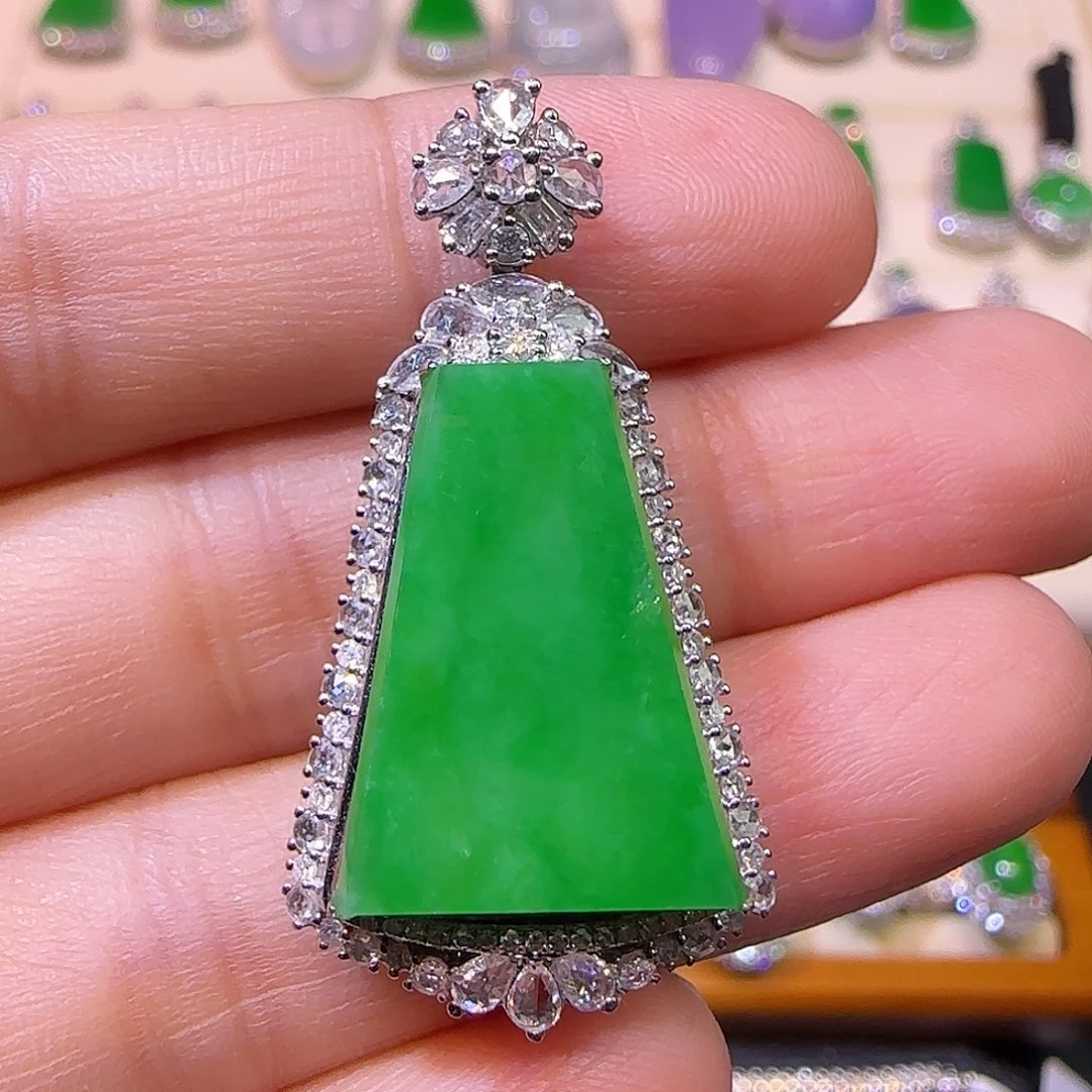 翡翠18K金镶嵌吊坠(不含链)