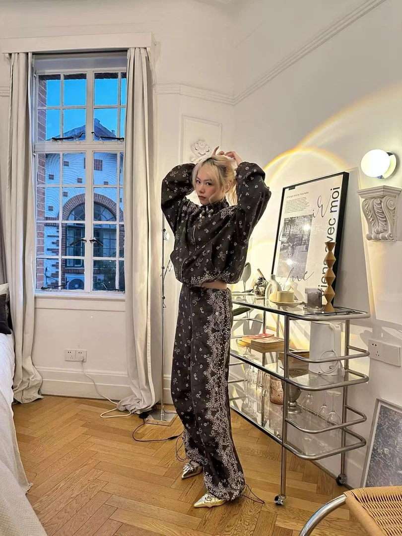 FORDARE 2025年新款 抱抱小熊腰果花降落伞裤1199