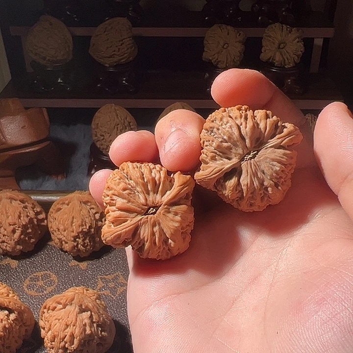 陌***玉吊坠文玩核桃111111111