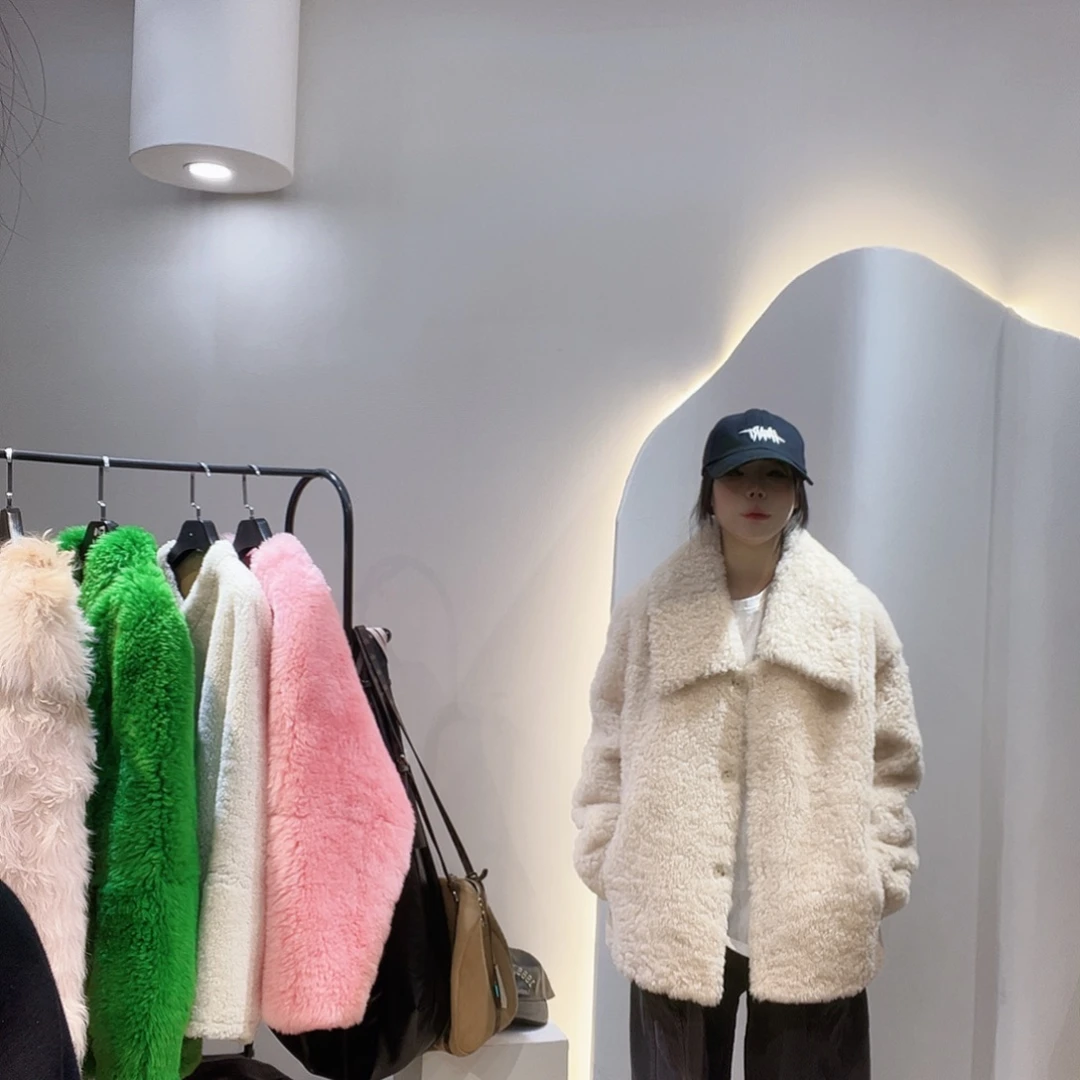 真皮皮毛一体外套222-3272 130斤内