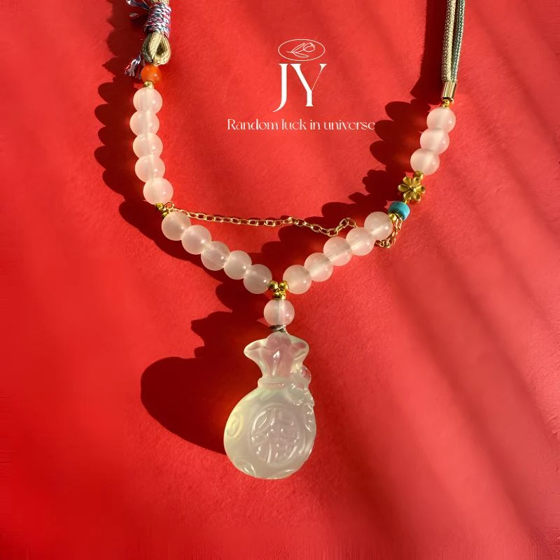 【福袋】纯天然岫玉老师傅纯手工雕刻福袋吊坠（多样性发一）