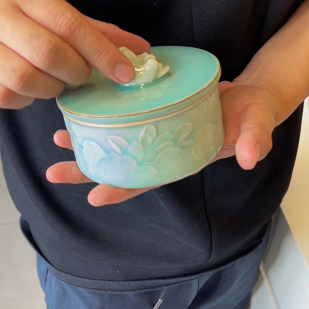 醒茶罐，茶叶罐粉青小鸳鸯