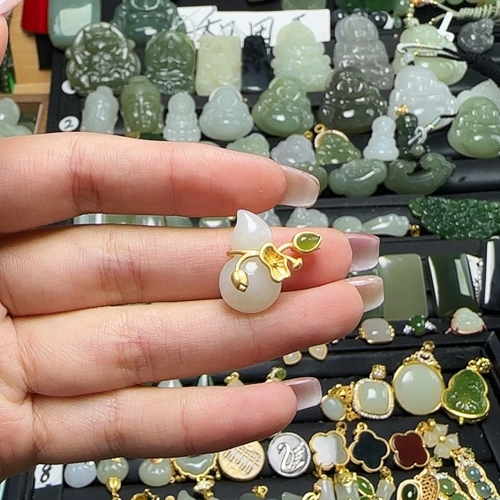 颈饰银S925镶嵌和田玉送链子送绳