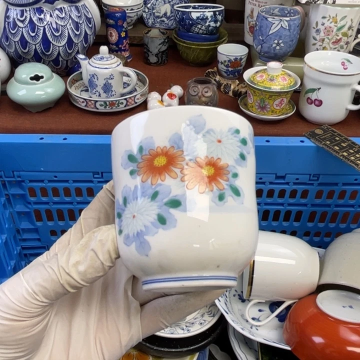 他家瓷器真美…开播了
