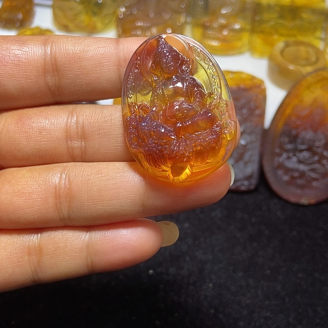 琥珀未镶嵌颈饰缅甸天然琥珀吊坠