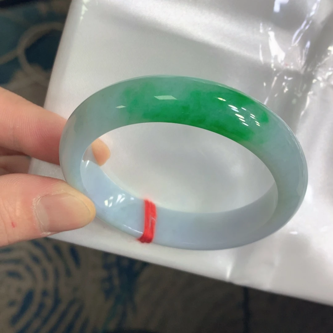 未镶嵌手镯翡翠翡翠
