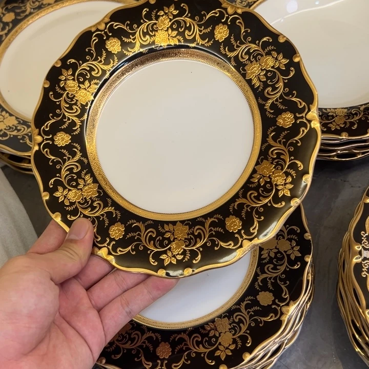 瓷片8寸平盘两个一单