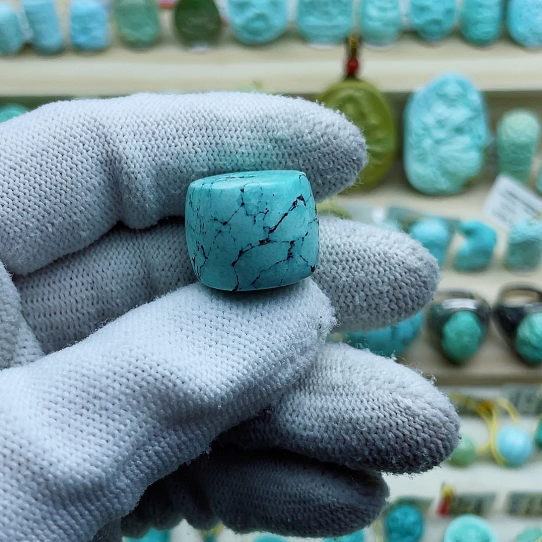 未镶嵌绿松石珠宝奇石