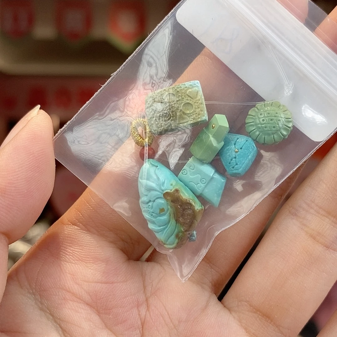 未镶嵌绿松石珠宝奇石