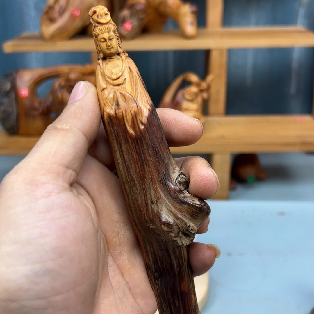 晚***秋木崖柏木摆件手把件