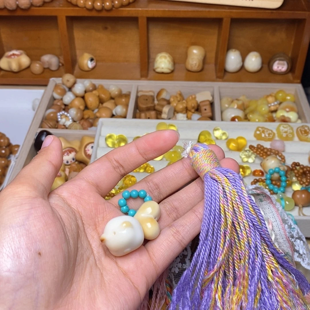 猴头核桃手串爱心，小熊，蓝卡，紫气东来流苏