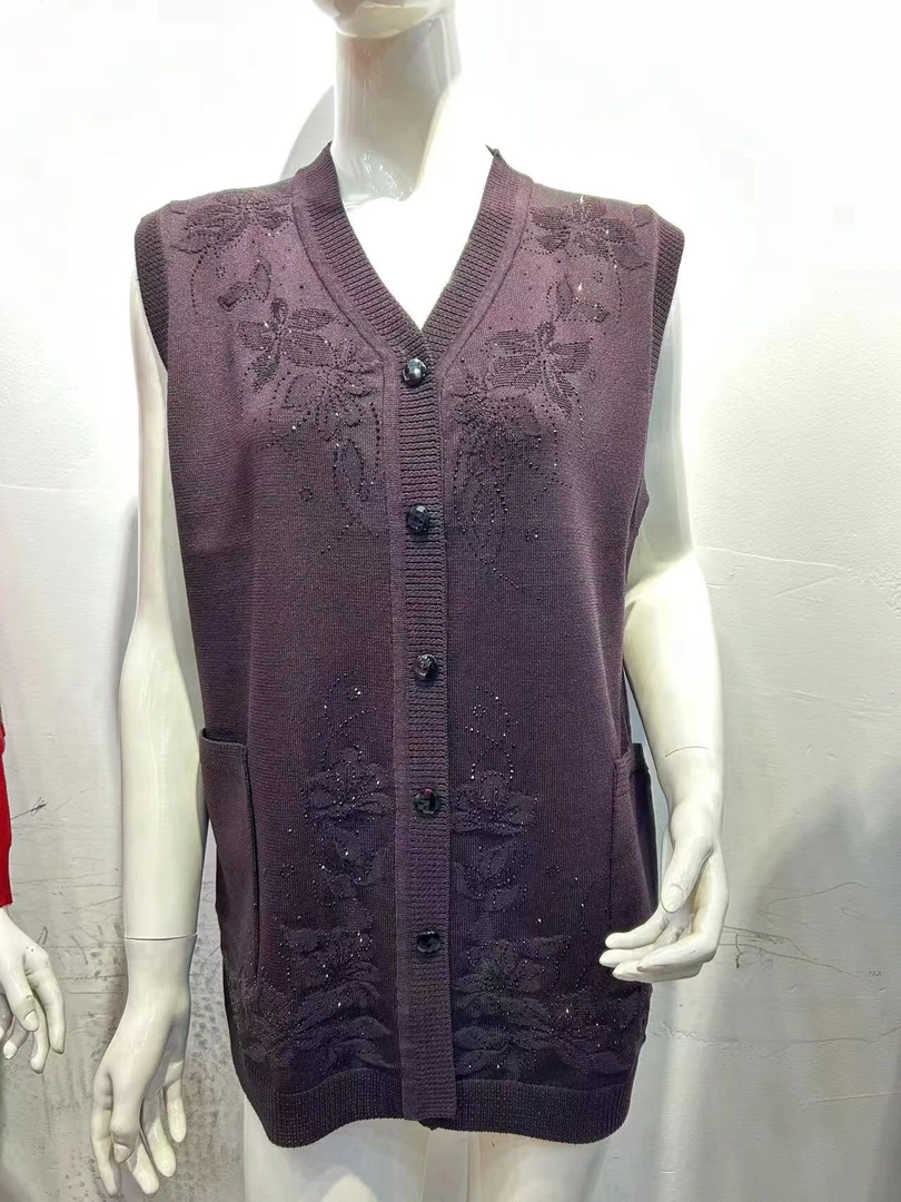 春夏妈妈装高档冰丝针织宽松大码奶奶薄马甲背心