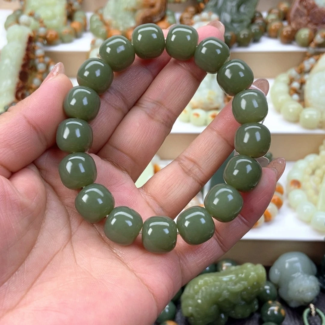 透闪石质玉手串未镶嵌