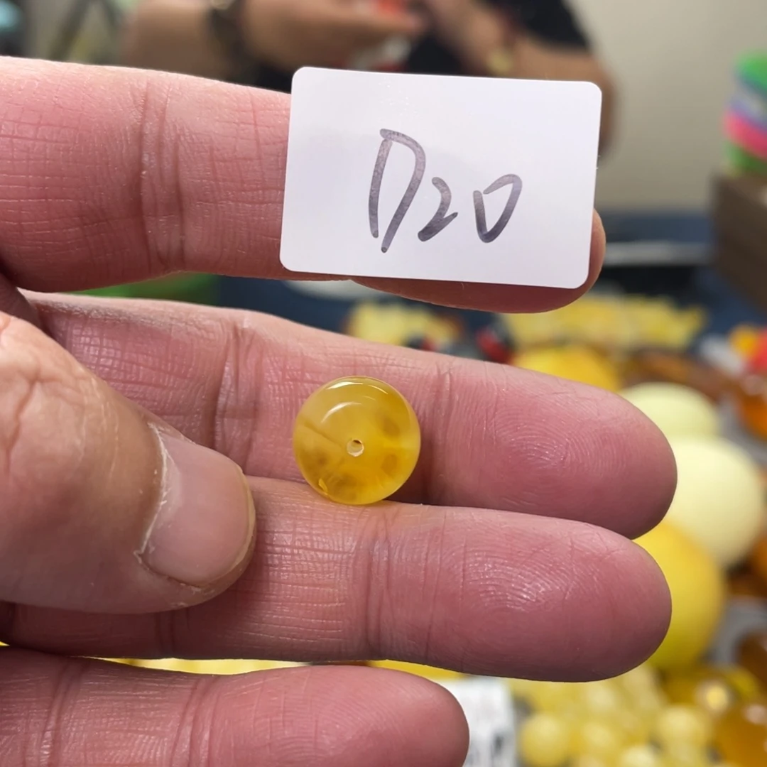 手链琥珀未镶嵌多样性发，发其中一件