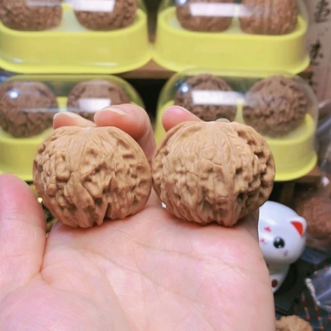 【闪购商品】文玩核桃吊坠磨盘39吃