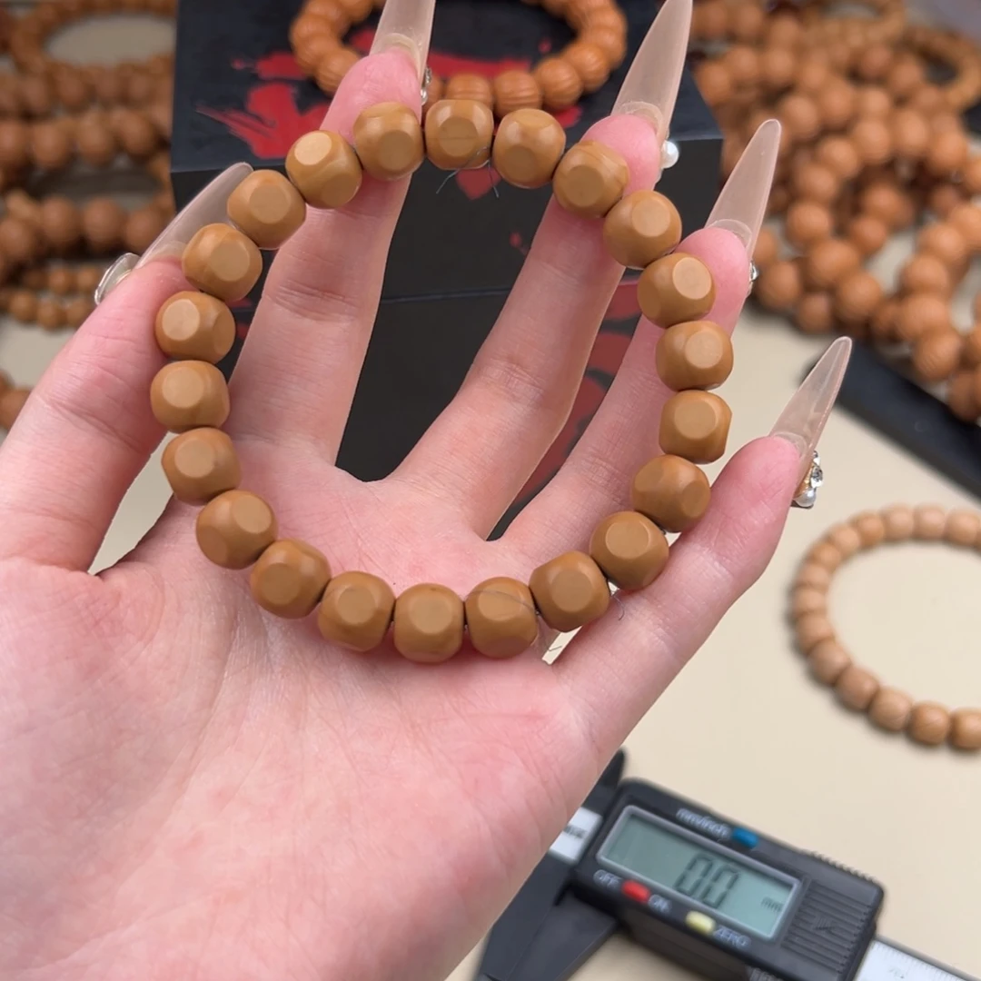 猴头核桃手串泛油小六方39.9