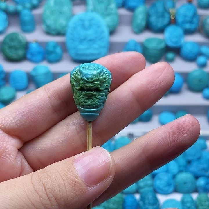 紫***焱未镶嵌绿松石珠宝奇石