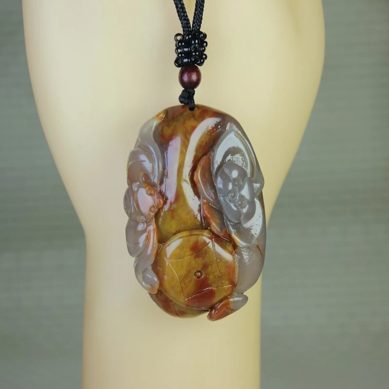 正品精雕戈壁彩玉吊坠俏色福在眼前项链挂件男女款时尚彩玉挂坠