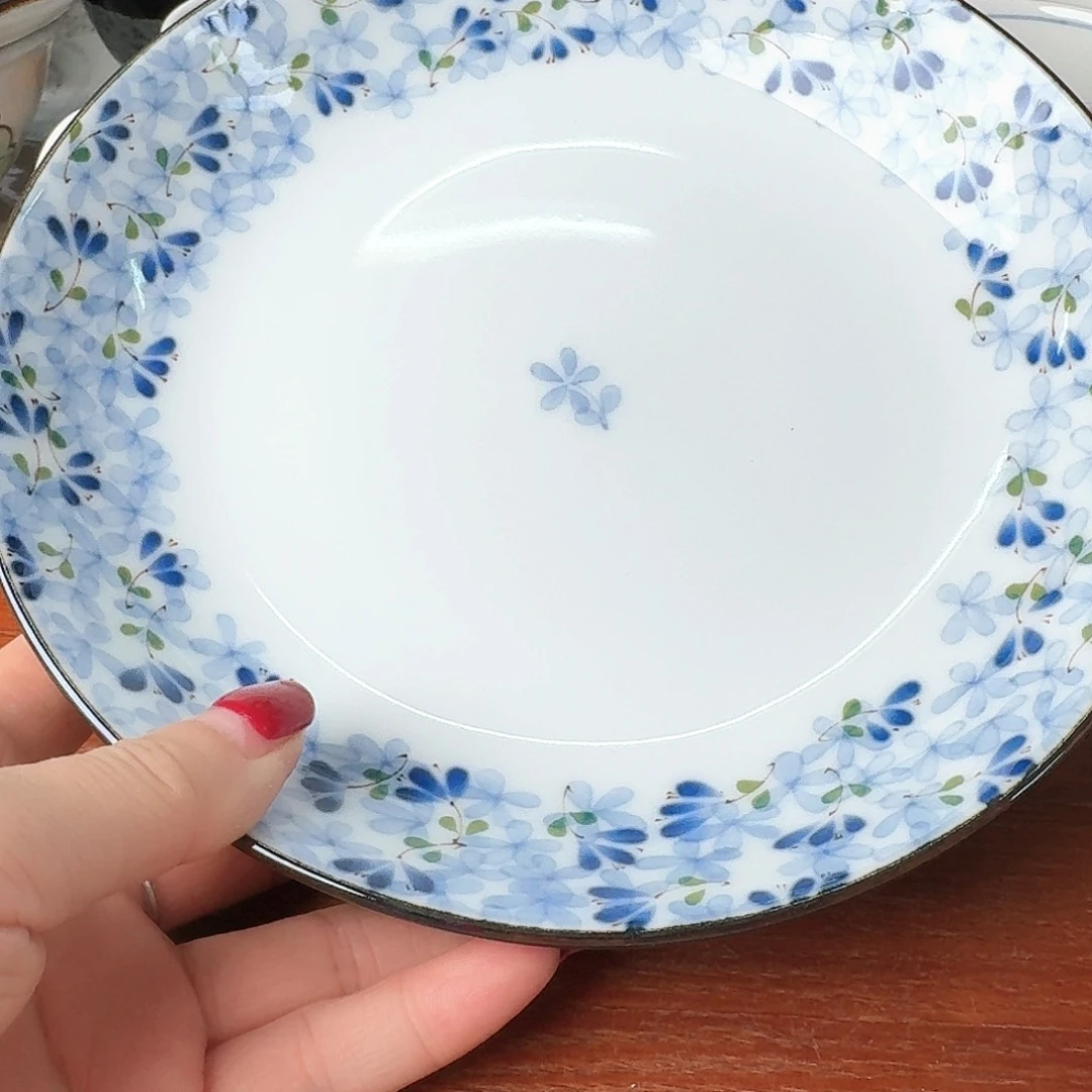 瓷片2只小蓝牙杯20厘米圆盘，全新