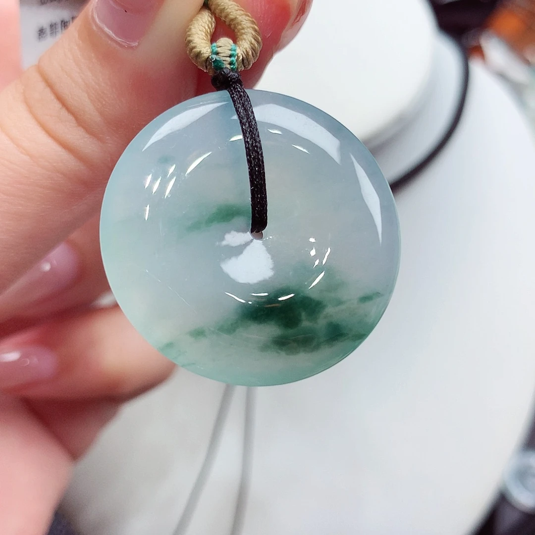 翡翠未镶嵌颈饰翡翠26，29.3/5.3