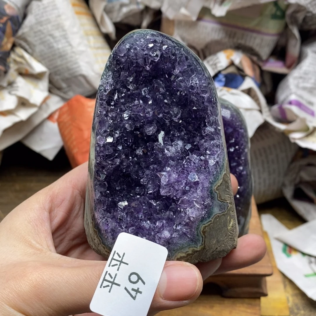 紫晶乌拉圭未镶嵌