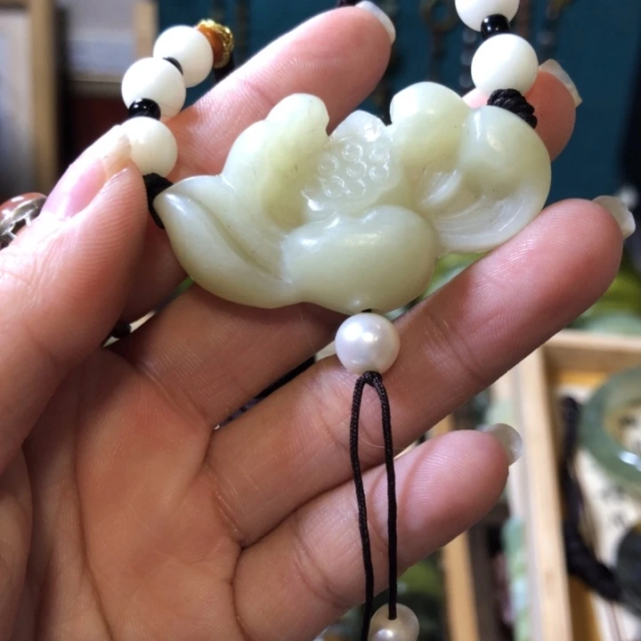 岫玉未镶嵌岫玉挂件