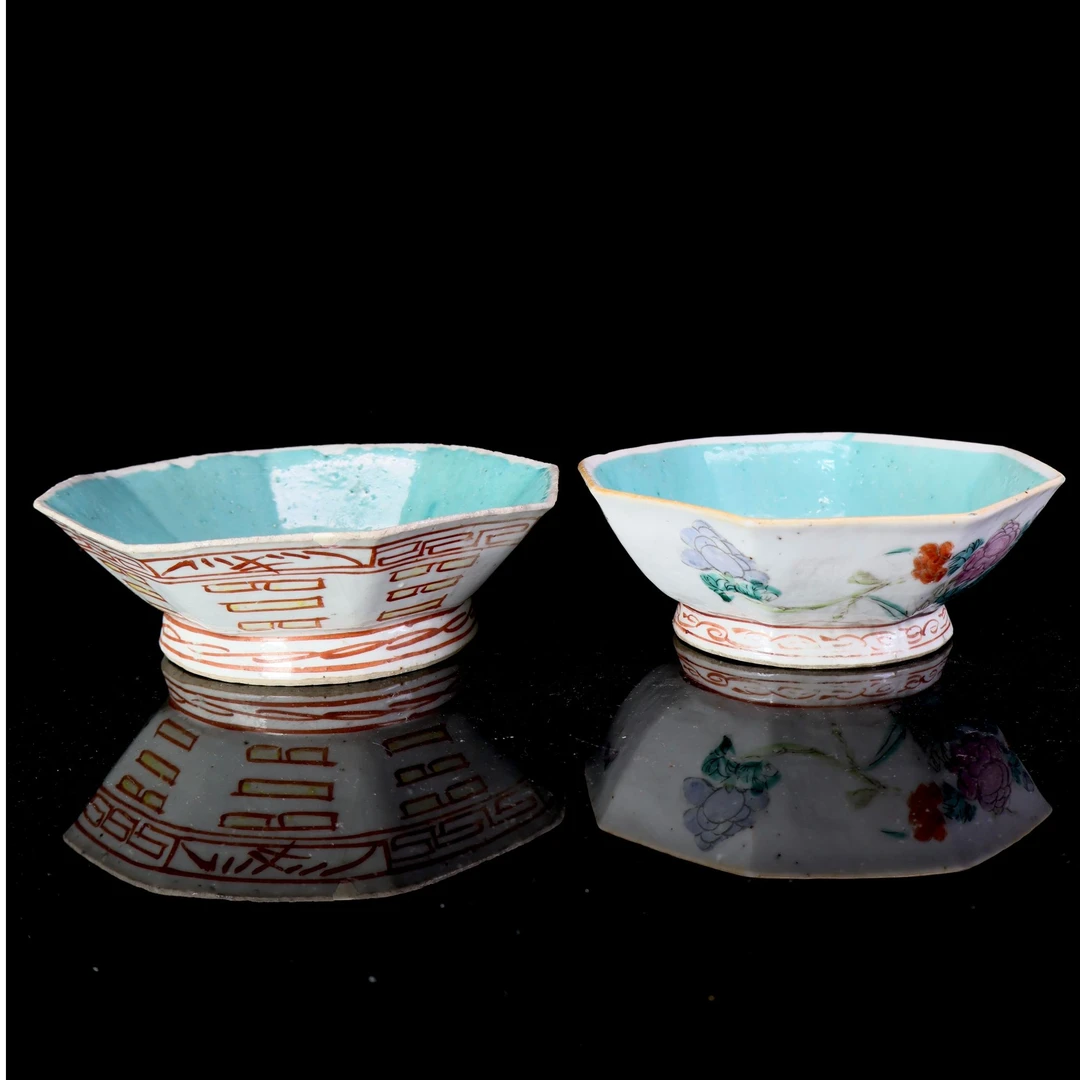 25.清晚期松石绿地粉彩八卦洞石花鸟八方盘两只