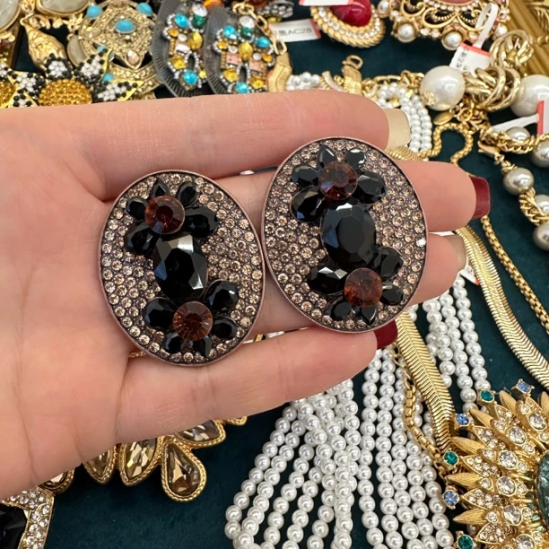 非金属仿水晶耳饰 【9030】轻奢复古双边梅花耳钉气质黑色款简约女