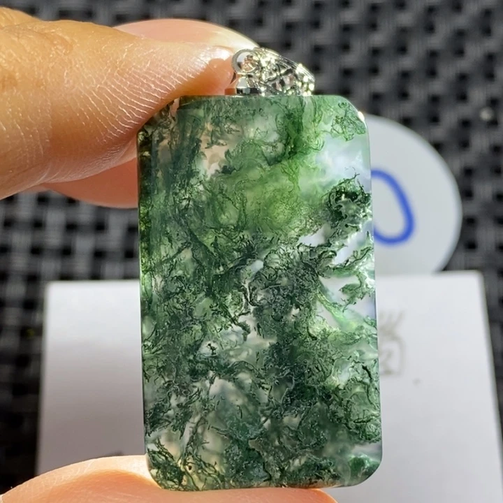 未镶嵌颈饰玛瑙/玉髓贴**镖