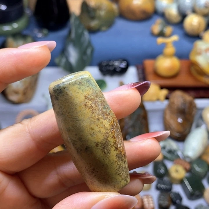 岫岩河磨玉（透闪石质玉）未镶嵌挂件