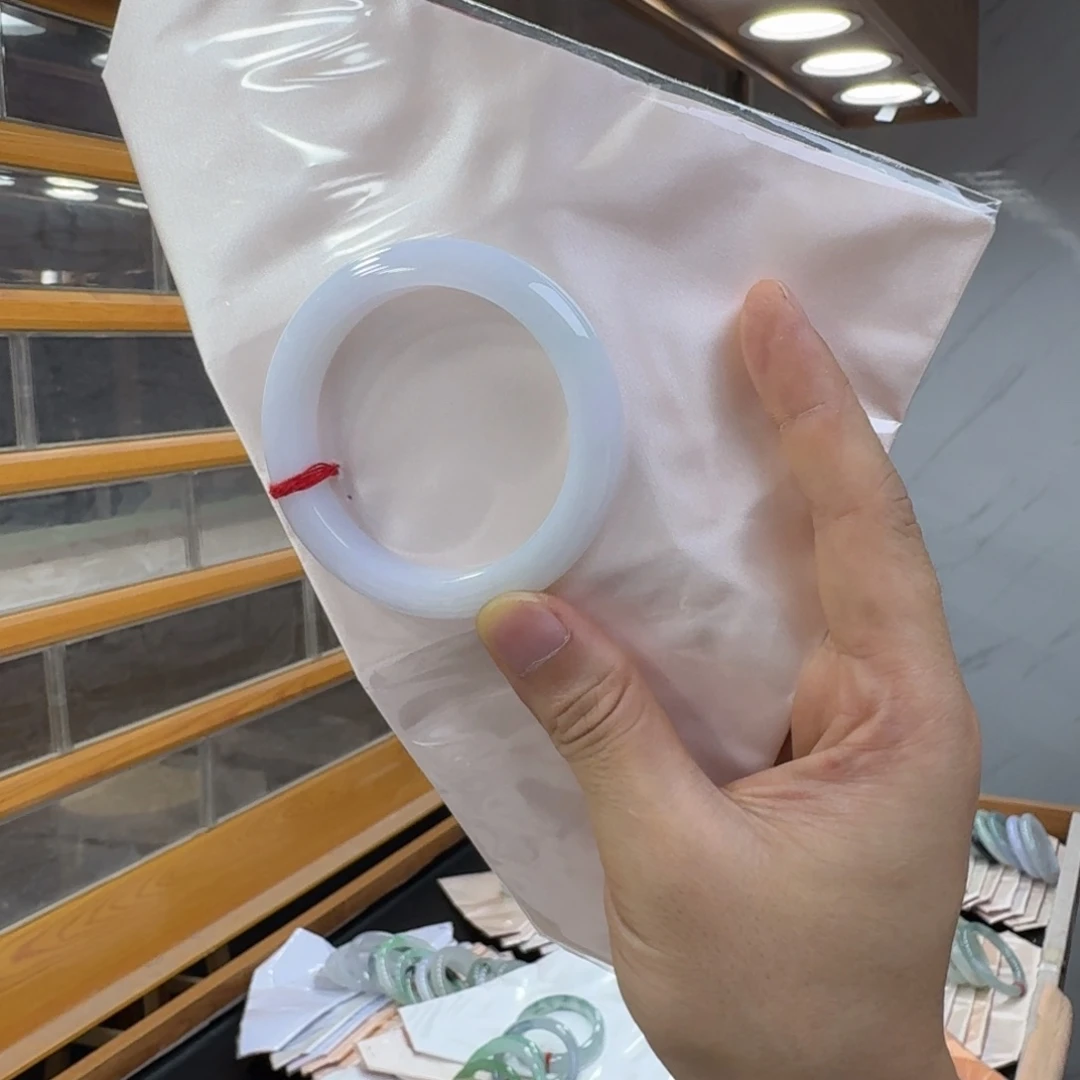 翡翠未镶嵌手镯纯天然缅甸翡翠A货