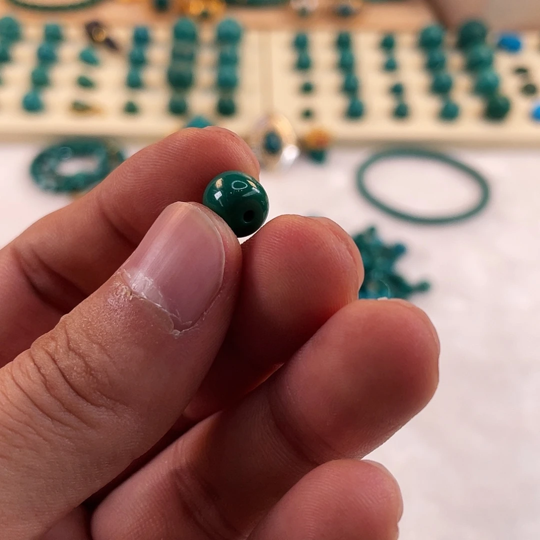 绿松石未镶嵌耳饰