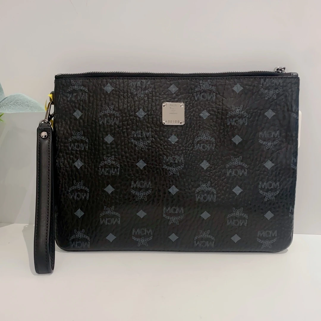 95新 MCM 黑色手拿包16365415