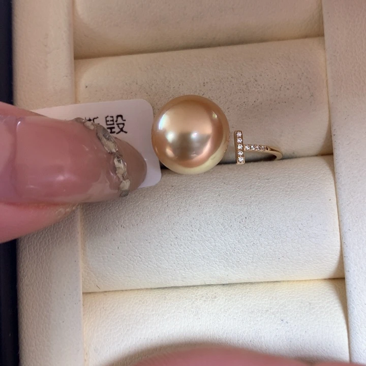 18K金镶嵌戒指海水珍珠