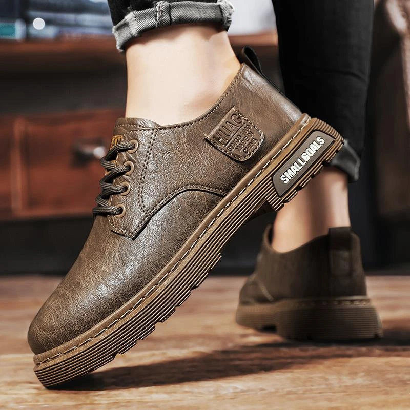 俞兆林男鞋秋季英伦风复古休闲皮鞋运动商务工作软底低帮马丁靴