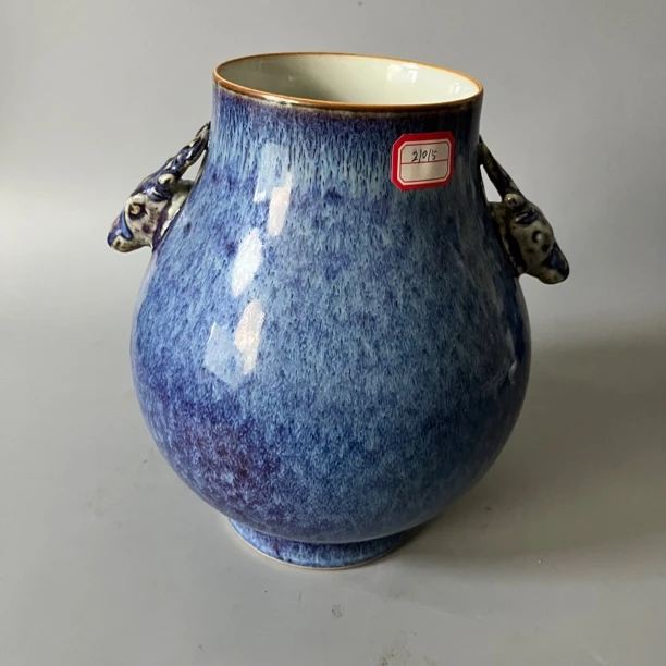 018清蓝釉鹿头尊