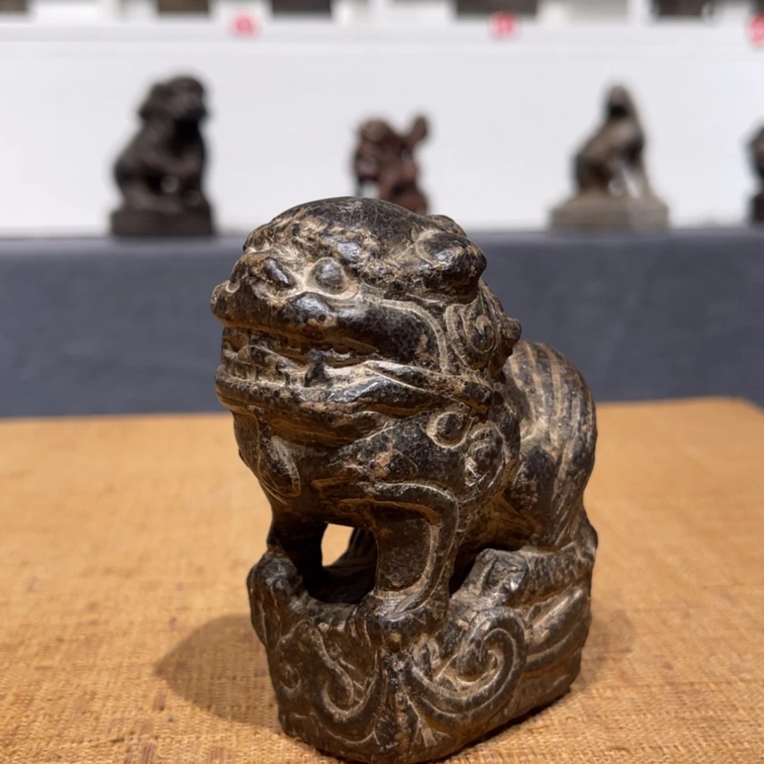 【闪购商品】石材案头狮子，案头摆放