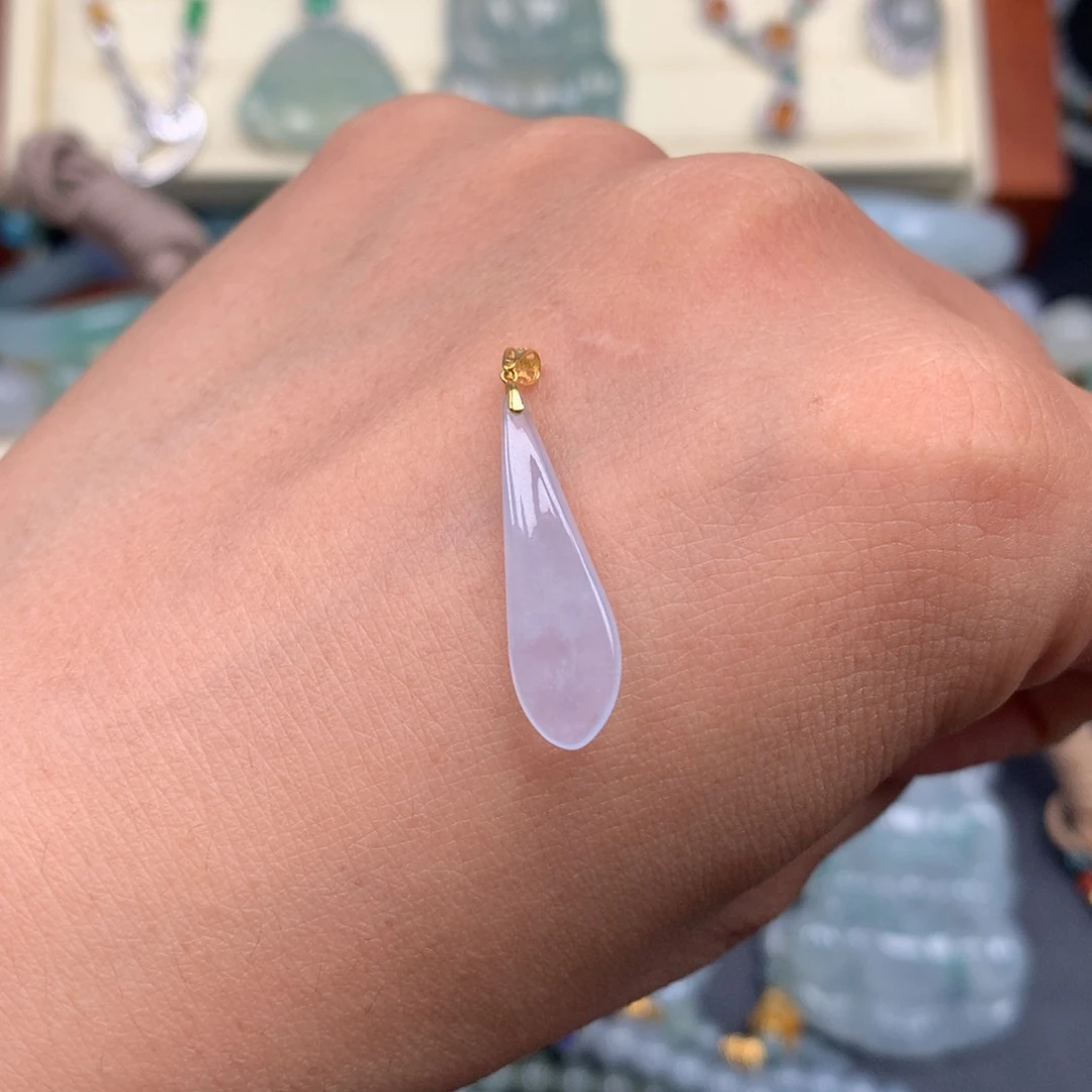 颈饰未镶嵌翡翠随形