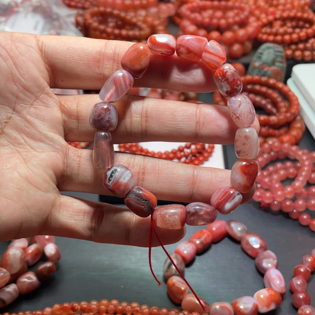 南红玛瑙手链未镶嵌