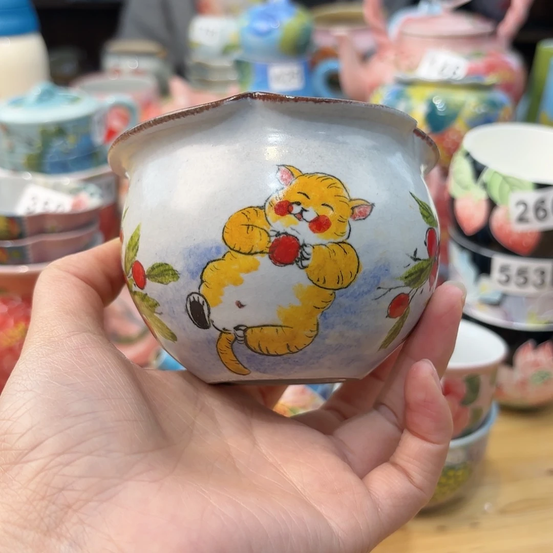 瓷片兔兔盖茨。兔兔