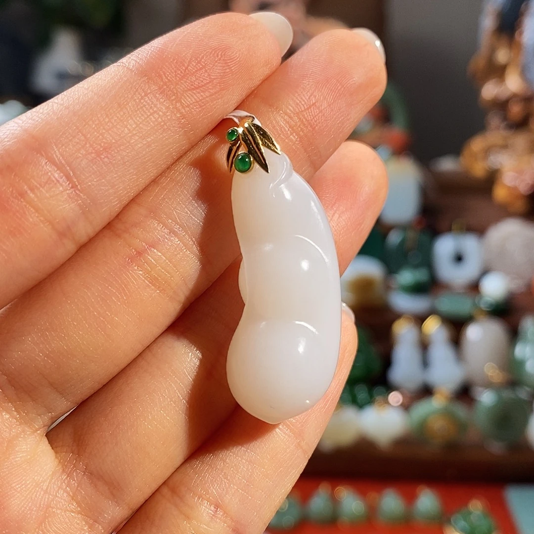 吊坠(不含链)18K金镶嵌和田玉（碧玉）T