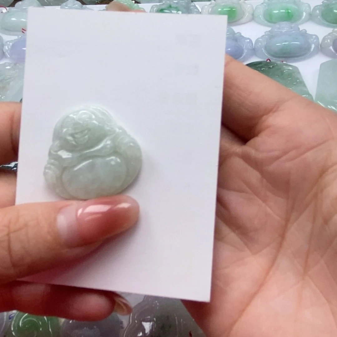 颈饰未镶嵌翡翠天然翡翠吊坠a货