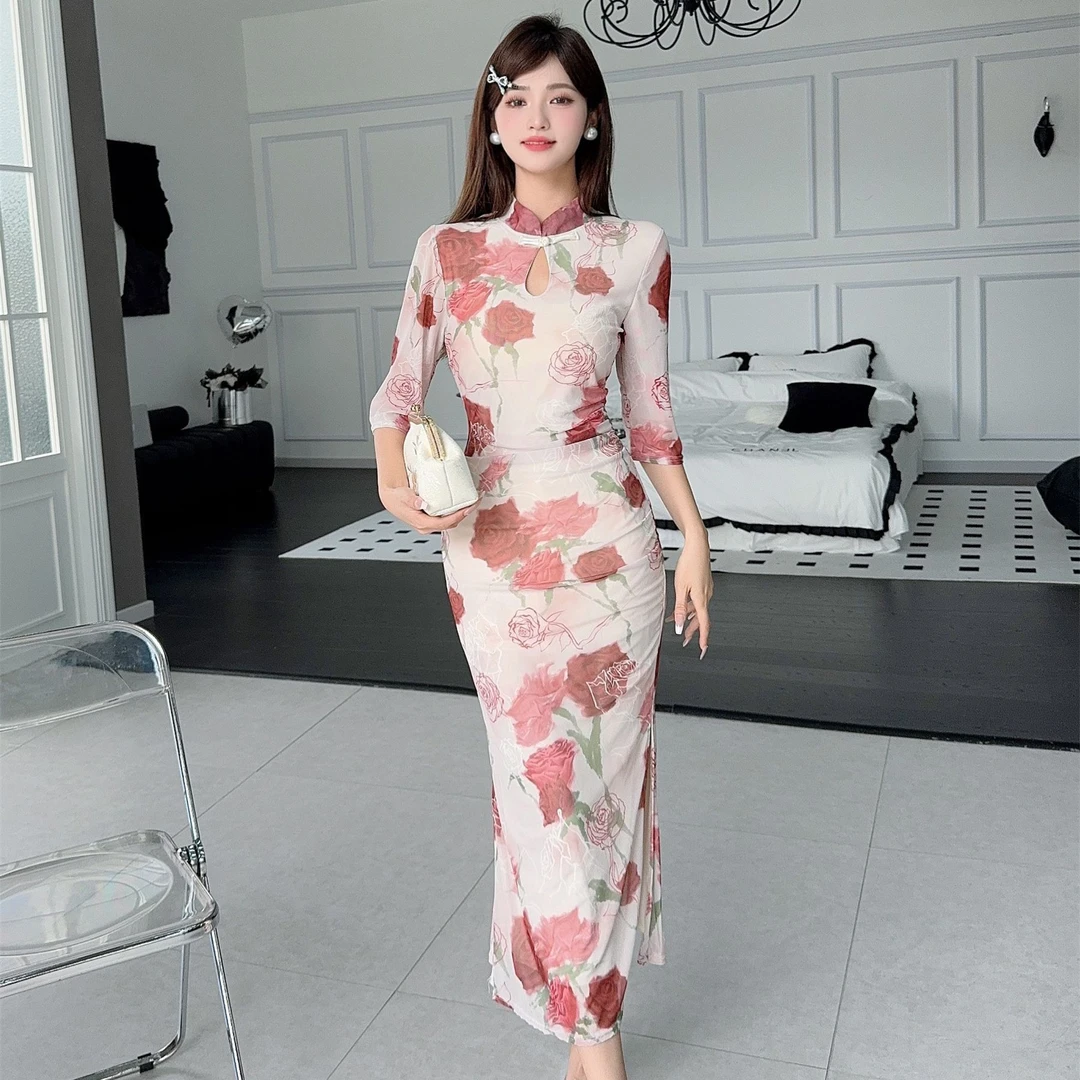 新中式改良旗袍气质显瘦性感开叉连衣裙纯欲中袖立领玫瑰印花长裙