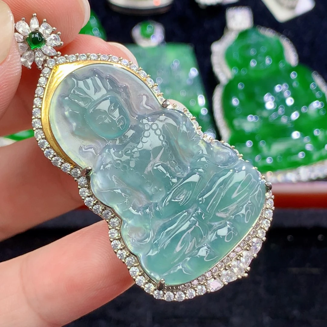 翡翠未镶嵌颈饰翡翠