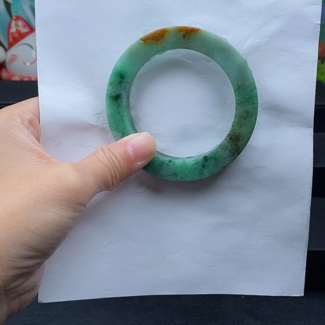 定制翡翠未镶嵌手镯