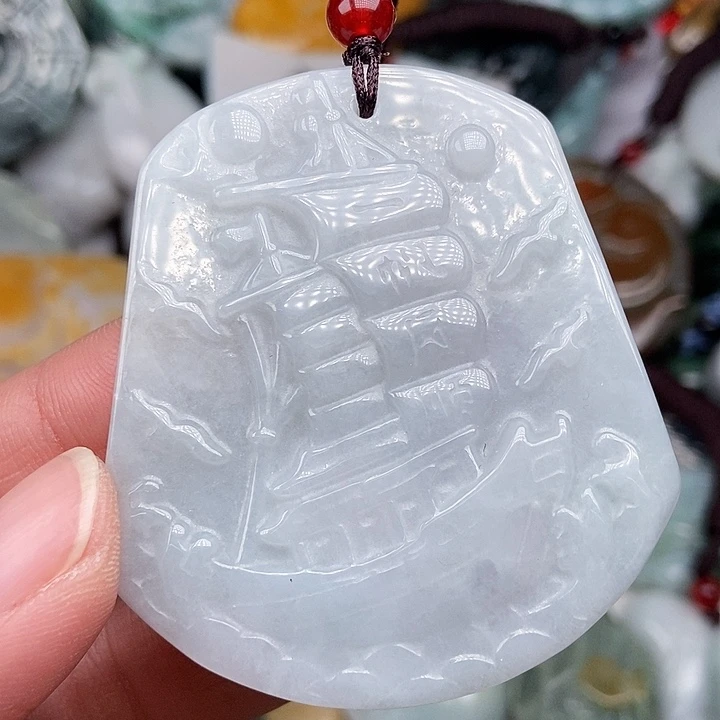 颈饰未镶嵌翡翠翡翠